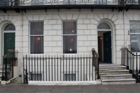 Отель The Weymouth Sea Front Holiday Flat  Уэймут